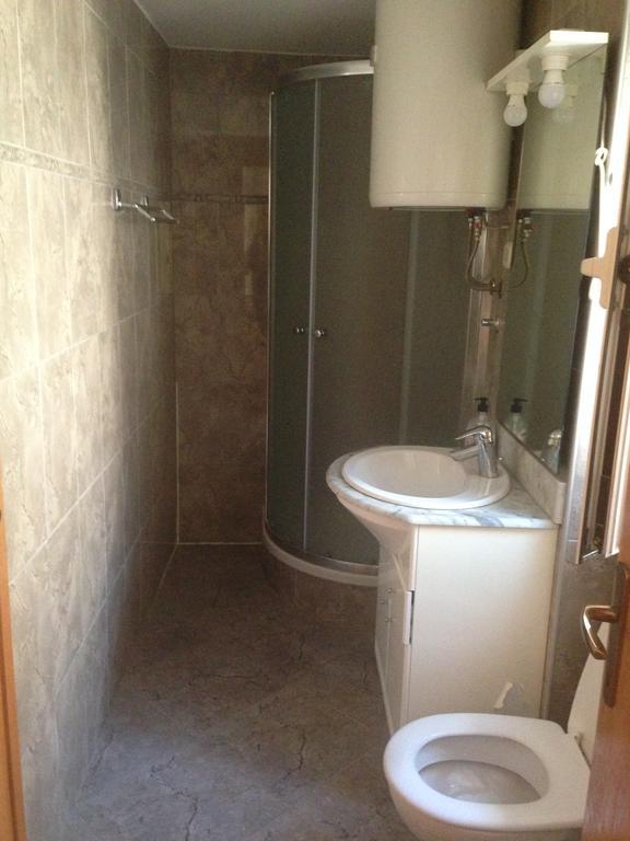 Apartman Roko Tribalj Екстериор снимка